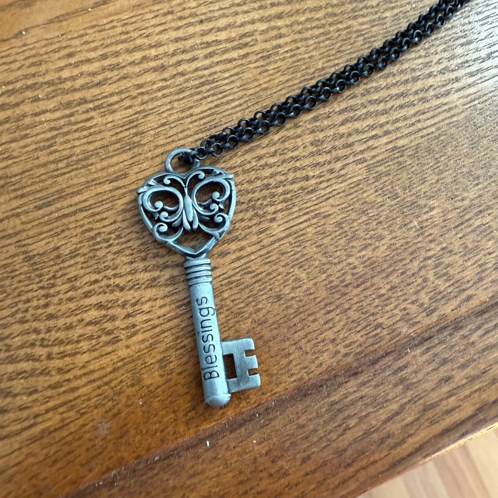 Heart Key Pendant Necklace